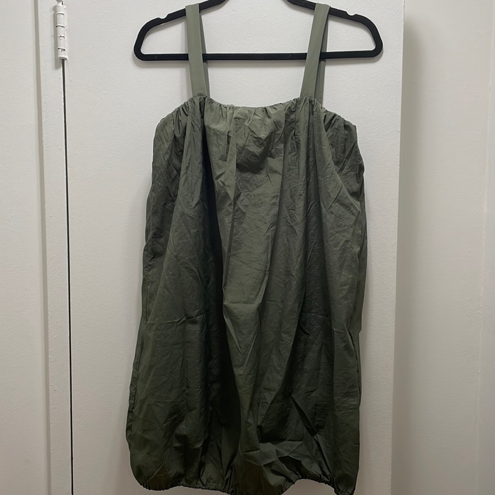 Daily drills bubble dress - lodge - never worn